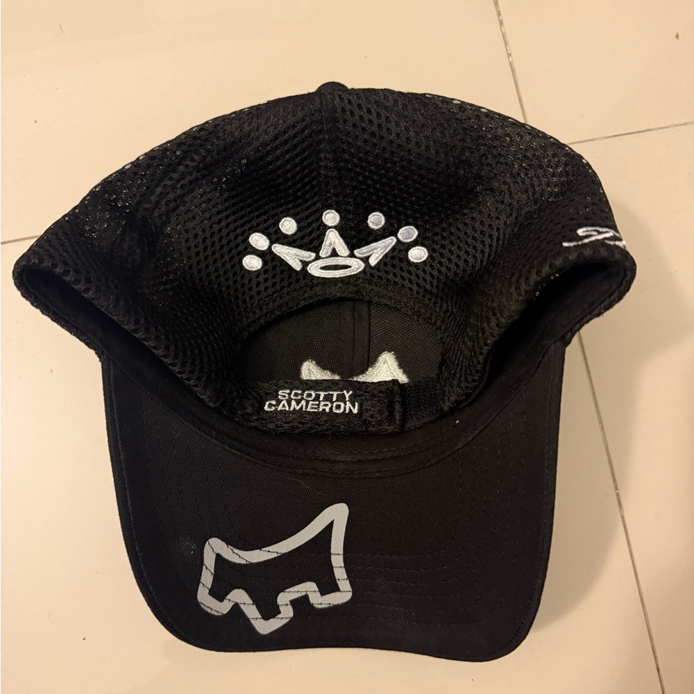 SCOTTY CAMERON SCOTTY DOG SNAPBACK GOLF HAT FLEXFIT ADJUSTABLE BLACK and WHITE - Picture 5 of 5